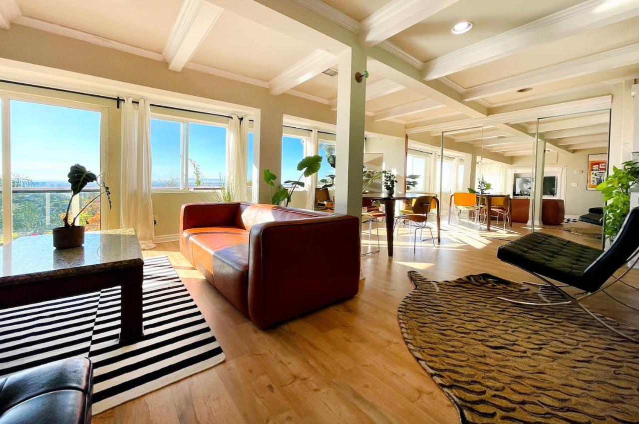 Отель Hollywood Hills 1940S Mansion Лос-Анджелес Экстерьер фото