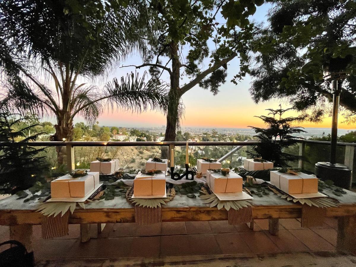 Отель Hollywood Hills 1940S Mansion Лос-Анджелес Экстерьер фото